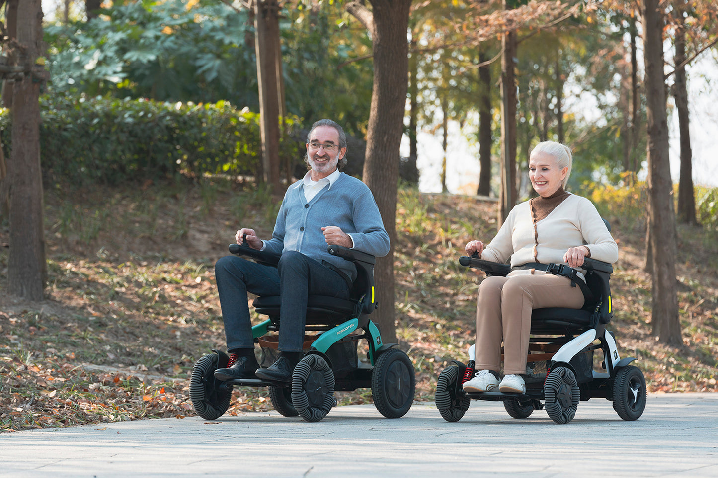 Robooter E60 Automatic Folding All-Terrain Smart Powerchair