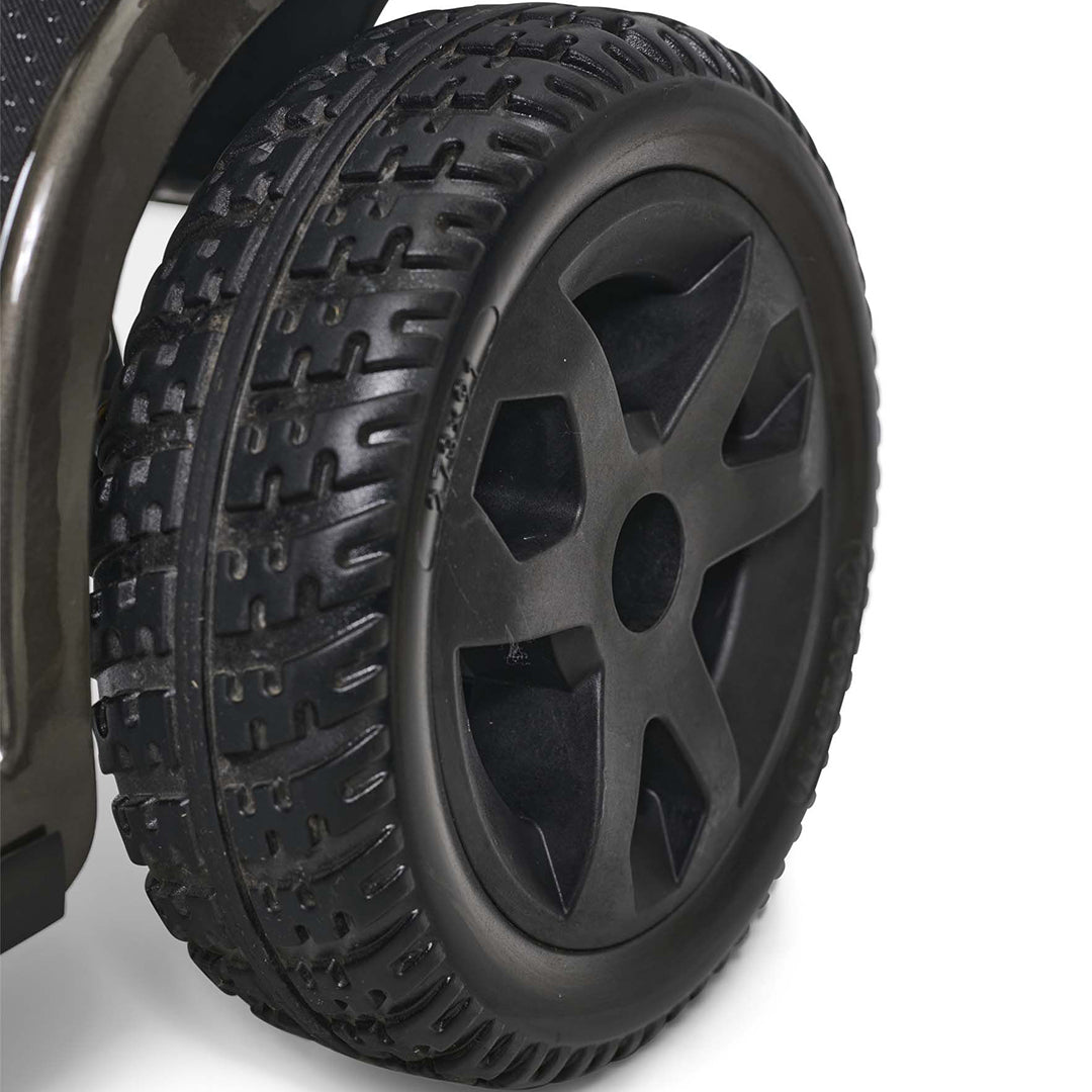 Companion 4-Wheel Full Size  GC440 Galactic Grey Tires