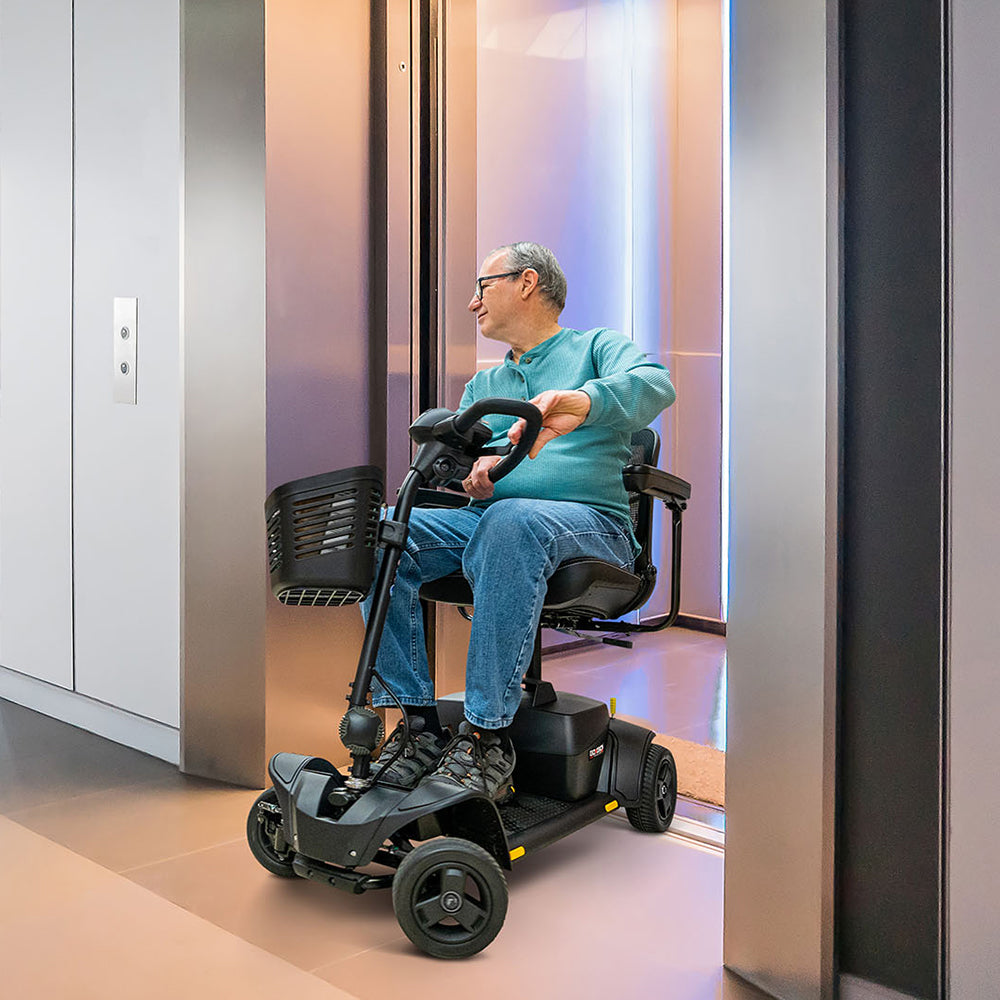 Go Go Elite Traveller 2 4-Wheel Liftstyle